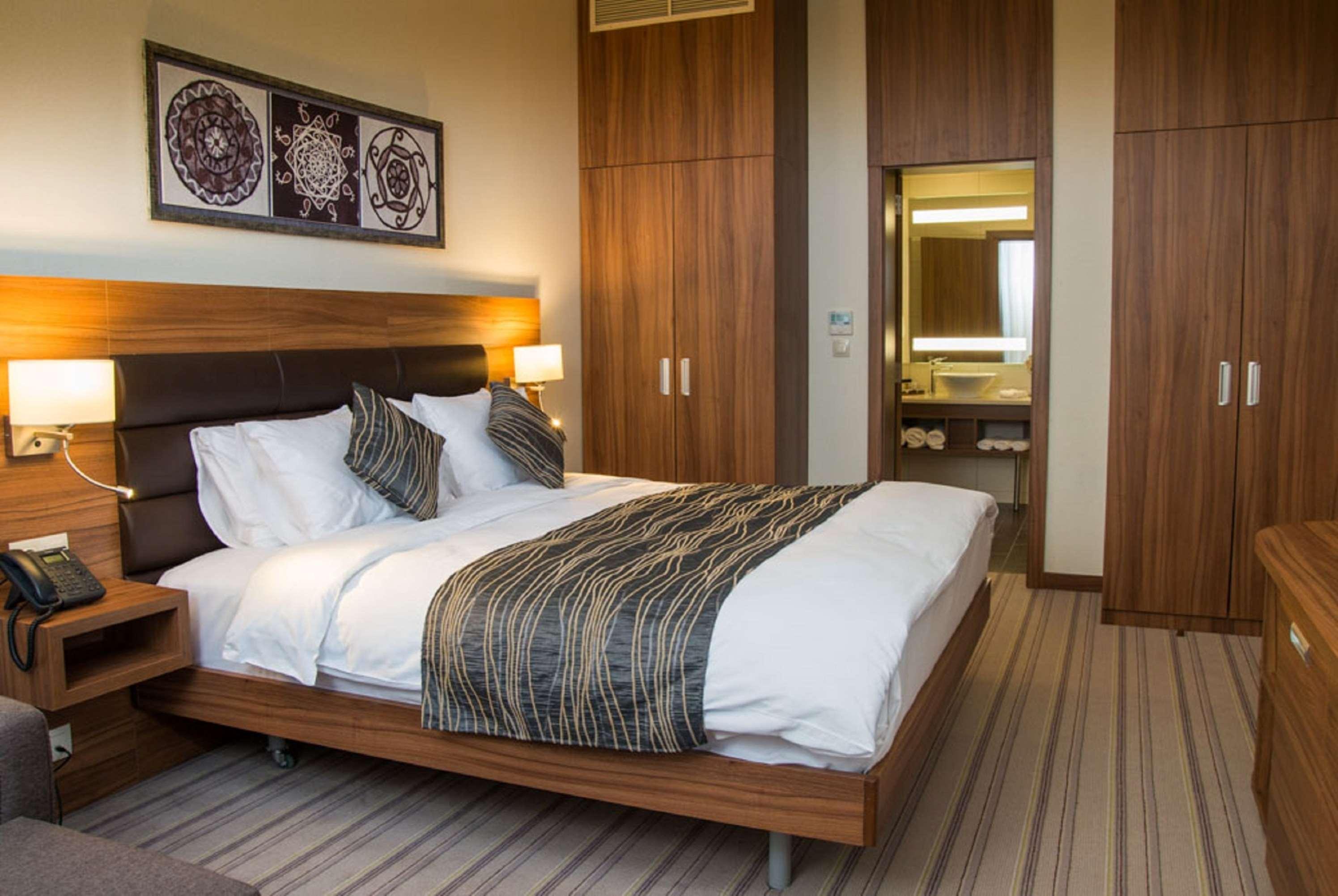 Premier Airport Otel